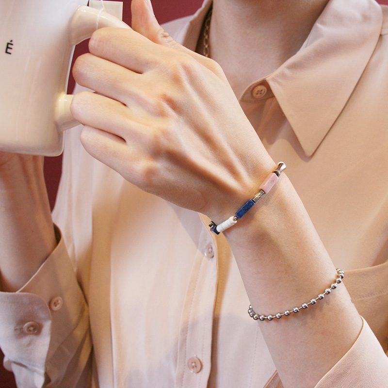 [more than blue] blue &amp; pink bracelet